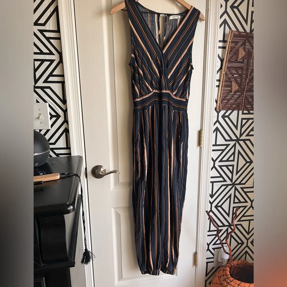 5/$25🌸 love to be spoiled jumpsuit size L - Picture 1 of 3